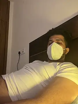 Pokazy przed kamerką – surajbhaiya7