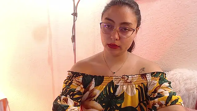 _Kim__M live XXX chat