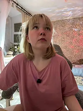 Živý XXX chat KeLsi_MoRRoe_