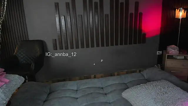 Živý XXX chat annie_barozzi