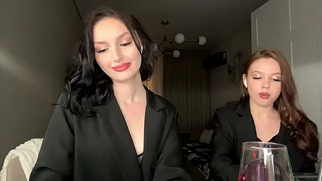 Czat XXX na żywo – PinkClouds_