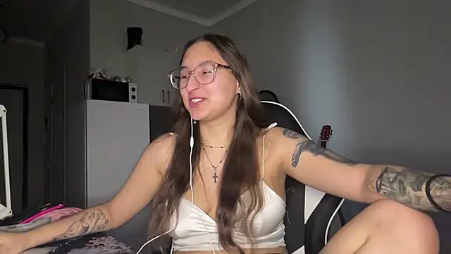 Mlacutehere's Live XXX Chat