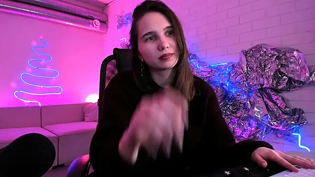 TessaMill 现场XXX聊天