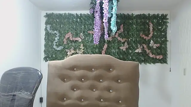 Вебкам-шоу adara_cute_69