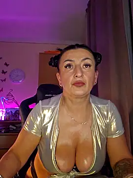 Chat XXX en directo de Hotangel75