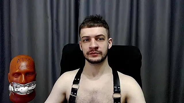 Chatroom XXX en direct de _Damien_thorn_