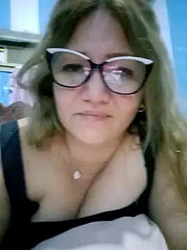 Chat +18 de Carlotaazul ao vivo