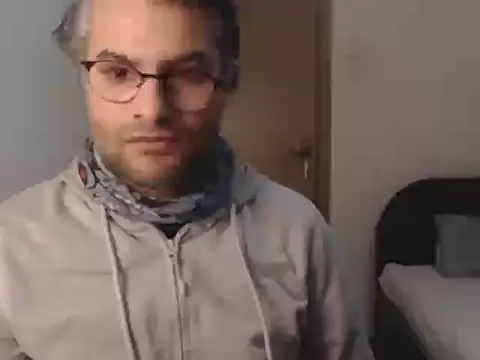 wildpussycat23: онлайн-секс-чат