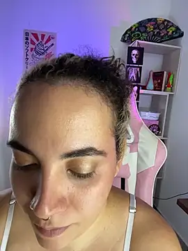 Chatroom XXX en direct de Emma_Wish