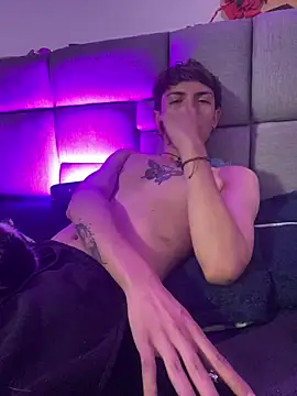 Chat XXX en directo de NaytonFreeman