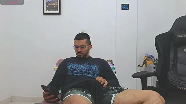 دردشة Massimoo_07 الجنسية المباشرة