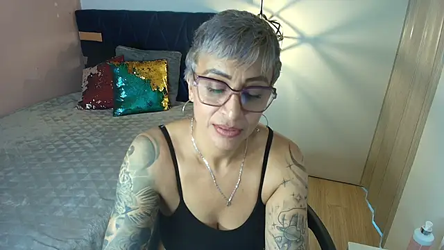 Charlotte__Gray Live XXX-chat