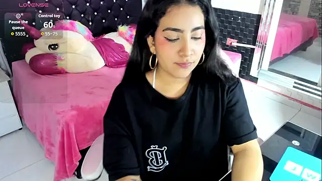 KittyMeaww Chat XXX in diretta