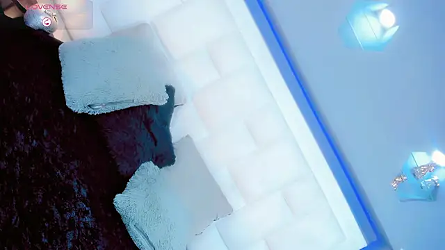 دردشة Kisses_Sophia الجنسية المباشرة