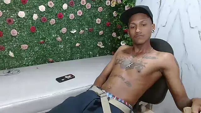 دردشة ManSant الجنسية المباشرة