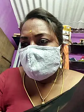 Tamil_Hot_Priya 网络视讯表演