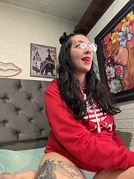 SALOME_KORLAND Adlı Modelin Web Kamerası Şovu