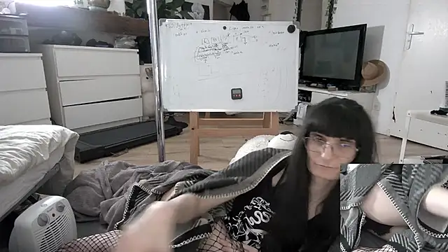 Chat +18 de CeriseLapine ao vivo