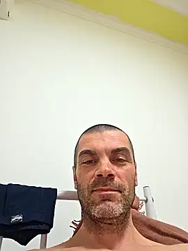 DOMINATOR_SIR-MASTER – Naživo XXX chat