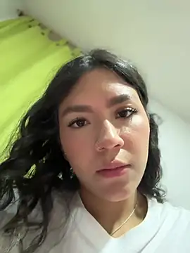 XXX chat uživo modela Mila_Morgan