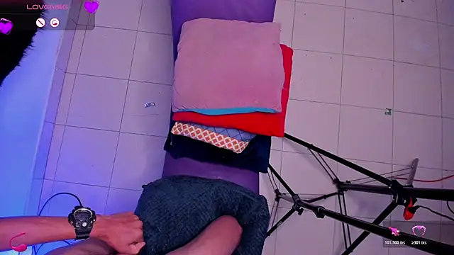 XXX chat uživo modela Shyfantasies