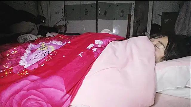 hebe-02's Live XXX Chat