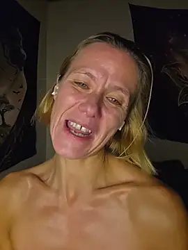 yola181 Chat XXX in diretta