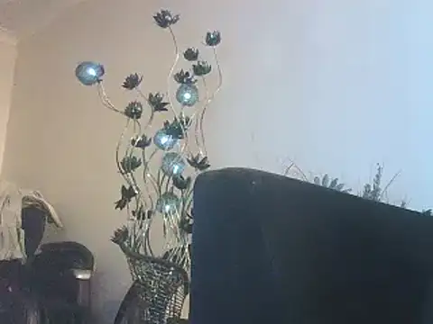 PocoLoco420: διαδικτυακό σόου στην κάμερα