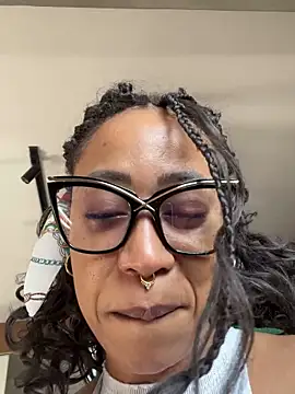 dianagolley420 – Kamerová šou