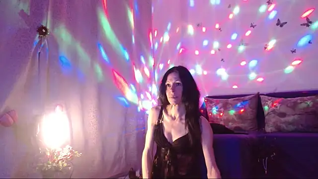 Онлайн чат XXX ElysaSun