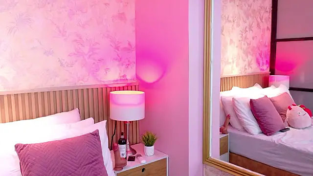 AdelineJhones – Naživo XXX chat