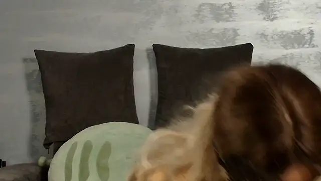 Ivytease0 现场XXX聊天