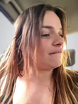 Gjynna-kiim Live XXX-chat