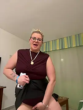 SweetXCandyX Live XXX-chat