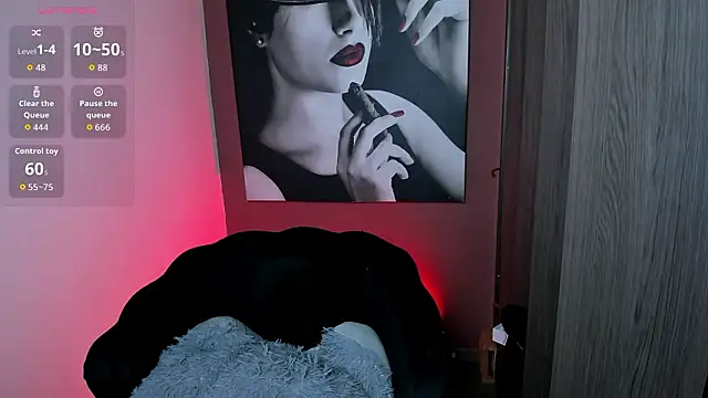 Živý XXX chat QueenOfHaze