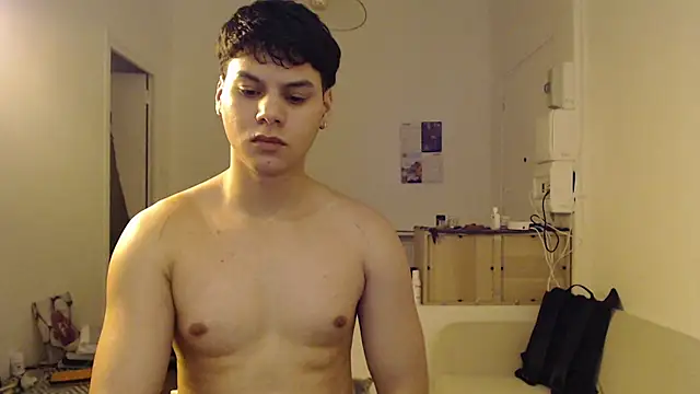 tomas_boy20: онлайн-секс-чат