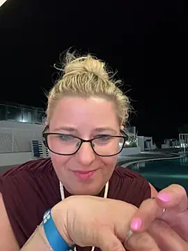 Chat XXX en directo de SweetXCandyX