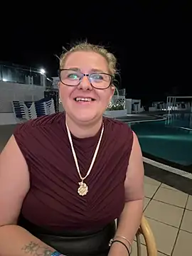 Онлайн чат XXX SweetXCandyX