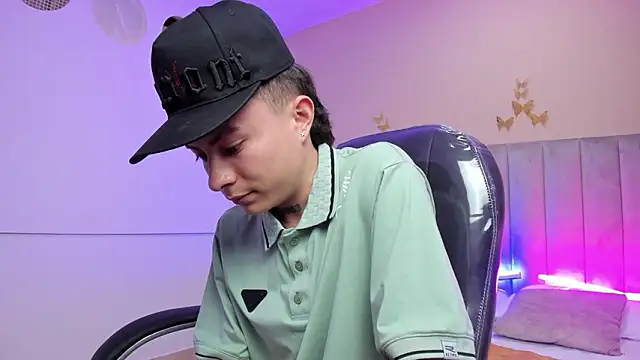 Nascary_Fox's Live XXX Chat