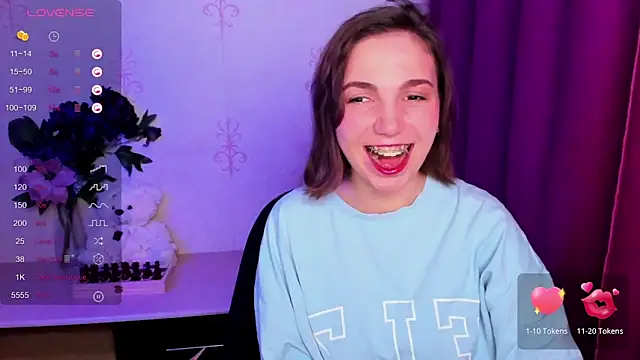 KindHazelHere_ Chat XXX live