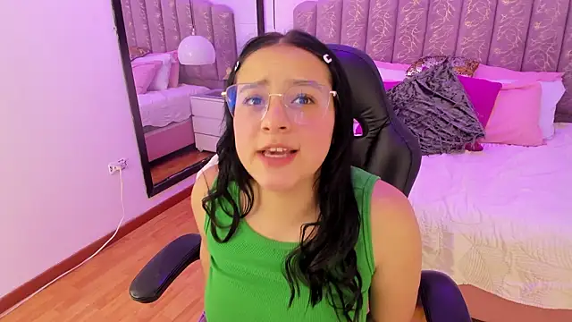 Amy_Ferreira élő XXX-chatje