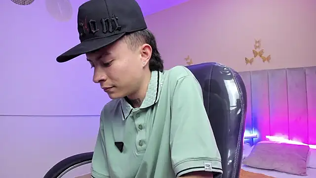 Nascary_Fox Chat XXX live