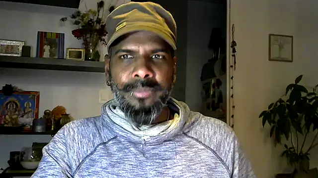 Chat +18 de frenchblackc31 ao vivo