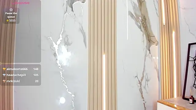 Chat XXX en directo de MAIRAKANE