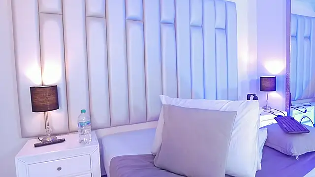 aandreaperez's Live XXX Chat