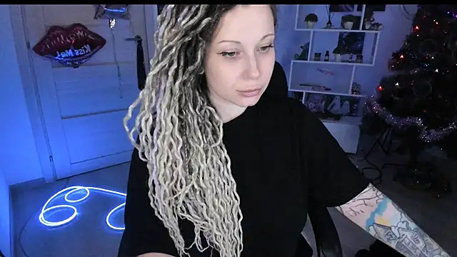 HoneySallyMoore's Live XXX Chat