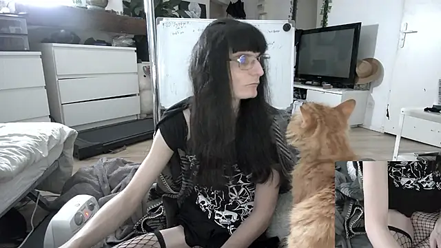 Chat +18 de CeriseLapine ao vivo