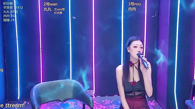 queen--001 webcam show