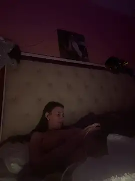 Flossy_Vettie Adlı Modelin Canlı XXX Sohbeti