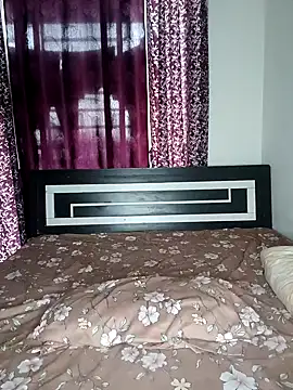 Pokazy przed kamerką – shilpa-singh